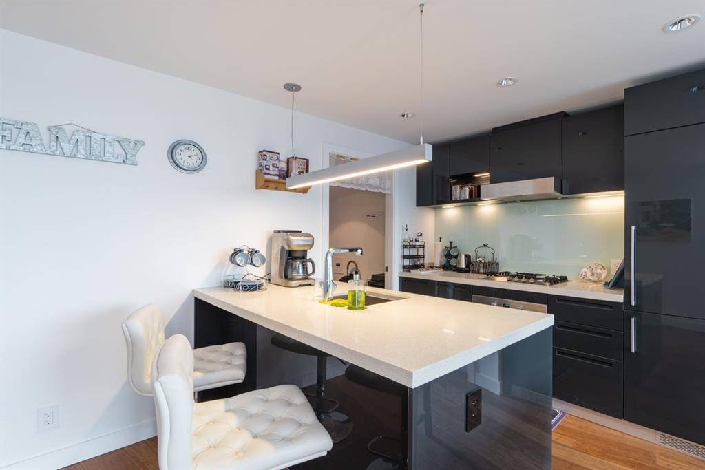 777 Richards Street - 4601