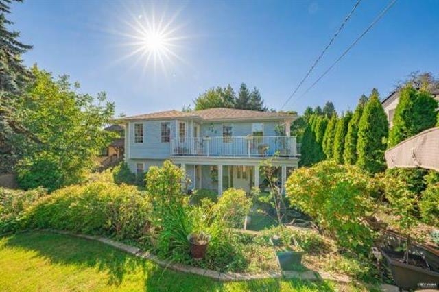 384 Blue Mountain Street - 2bd Down